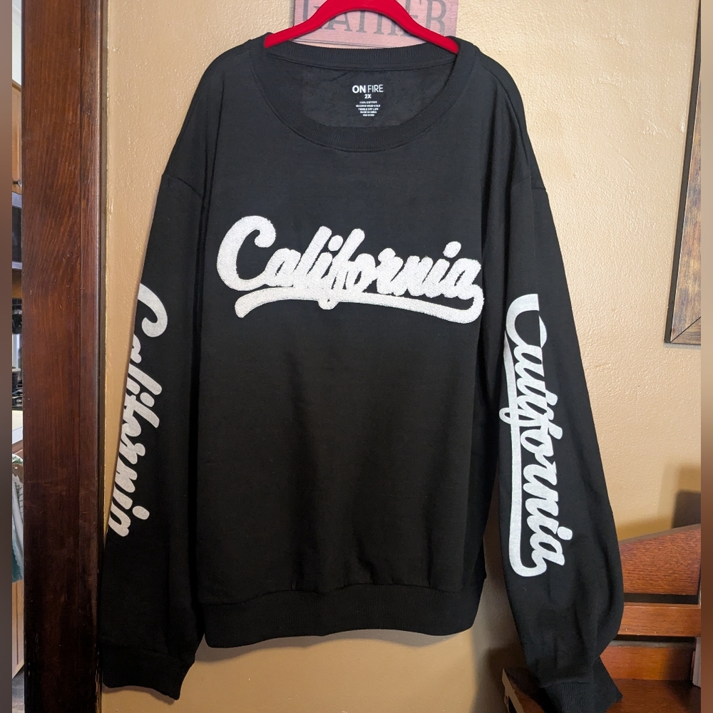 Black Crewneck California Embroidery Logo Sweatshirt Women's 2XL 100% Cotton
